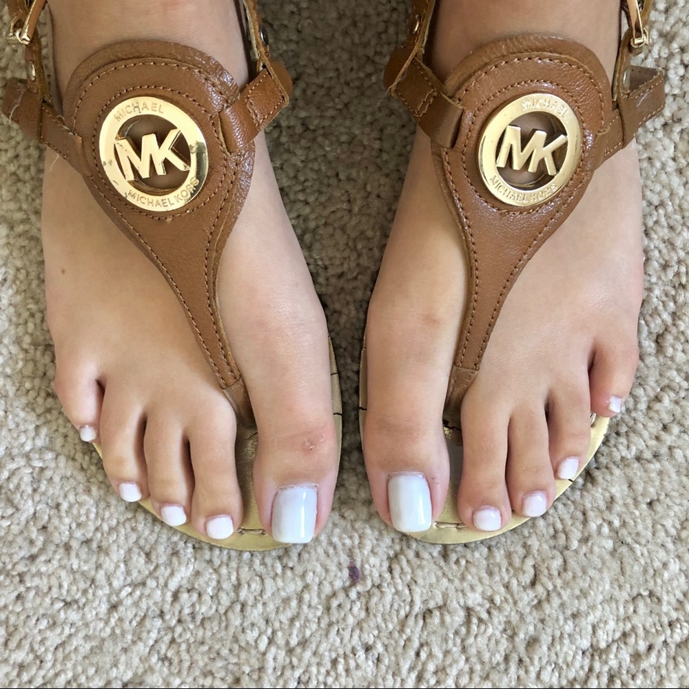 Michael kors leather sandals ( brown). Size 7.